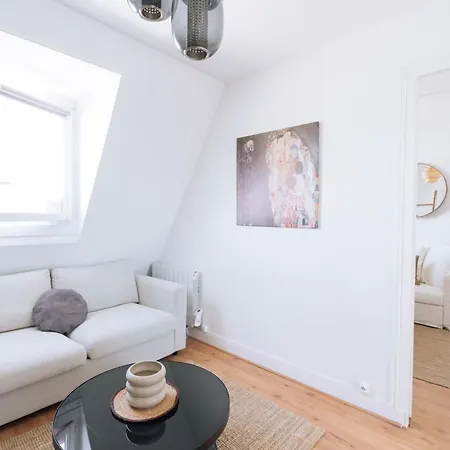 Chic W 2 Sofa Beds 18th Arrondissement Apartamento