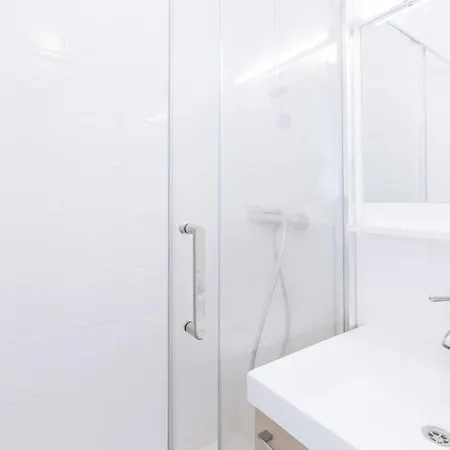 Chic W 2 Sofa Beds 18th Arrondissement Paris
